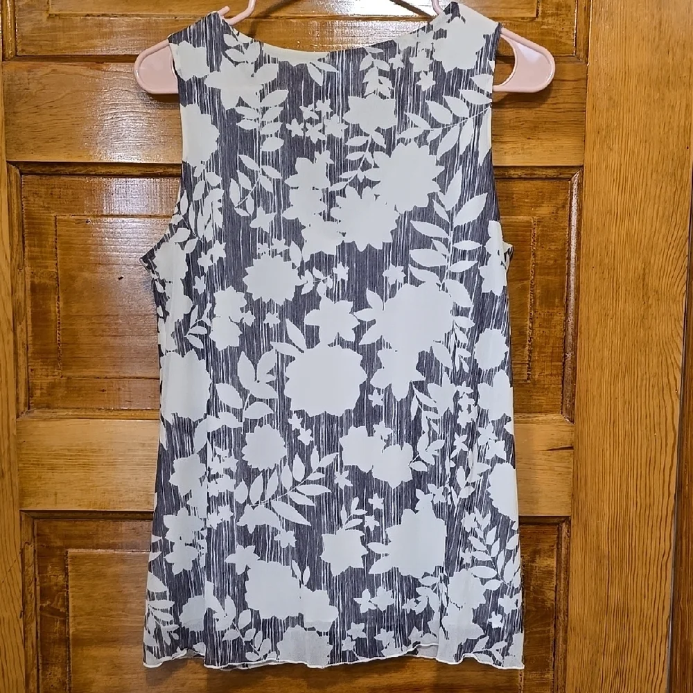 J. Jill Gray and White Tank Top S - Picture 3 of 3
